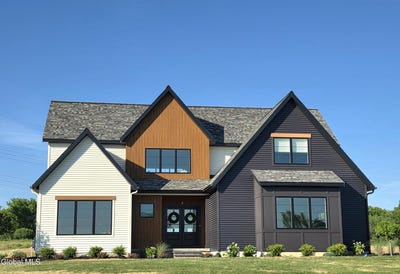 /international/us/4-faulkner-drive-waterford-ny-110104119542/
