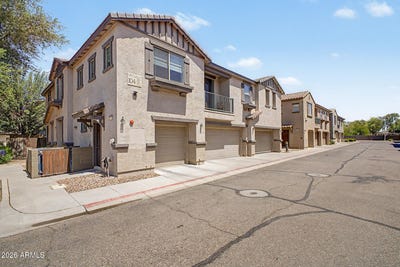 /international/us/1265-s-aaron-drive-mesa-az-110107416056/
