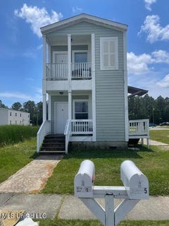 /international/us/12205-prudie-circle-gulfport-ms-110099922714/