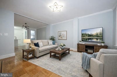 /international/us/212-copley-road-upper-darby-pa-110104304478/