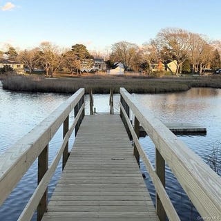 /international/us/12-plume-grass-way-westhampton-ny-110107747862/