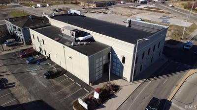 /international/us/225-n-high-street-muncie-in-110106029808/