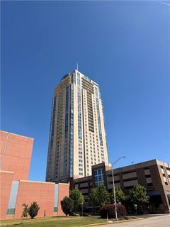 /international/us/4545-commerce-street-virginia-beach-va-110107688821/