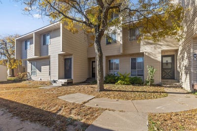/international/us/5729-80th-avenue-n-brooklyn-park-mn-110103396905/