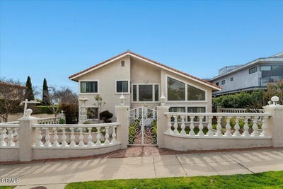 /international/us/2222-pier-avenue-santa-monica-ca-110098429041/