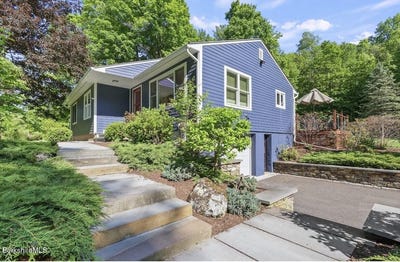/international/us/15-cross-rd-west-stockbridge-ma-110108615177/