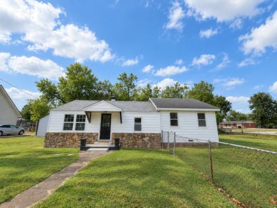 /international/us/518-w-thoroughfare-street-seymour-mo-110120020801/