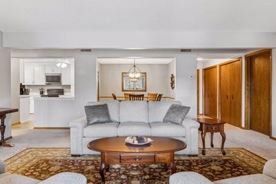 /international/us/3150-glen-oaks-avenue-white-bear-lake-mn-110108336259/