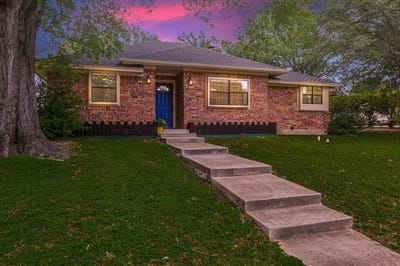 /international/us/2405-castle-street-irving-tx-110100921121/?lang=en