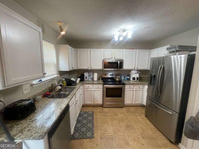 /international/us/1763-old-dogwood-jonesboro-ga-110107710306/