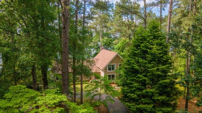 /international/us/1049-edisto-lake-road-wagener-sc-110108059487/