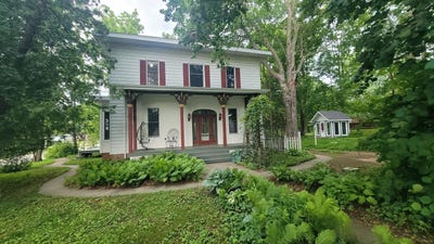 /international/us/105-e-1st-street-ovid-mi-110108890336/