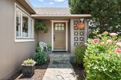 /international/us/711-sw-3rd-street-madras-or-110100615762/