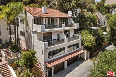 /international/us/5940-manola-way-los-angeles-ca-110101663293/
