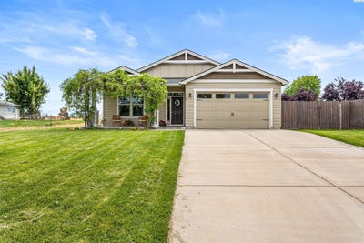 /international/us/1720-w-king-street-grandview-wa-110108494007/