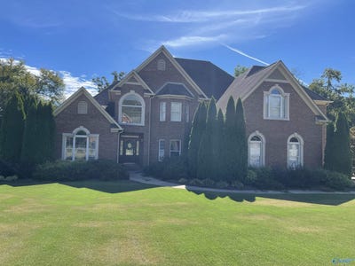 /international/us/113-southern-pointe-drive-madison-al-110120061676/