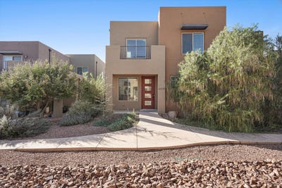 /international/us/6319-vista-del-bosque-drive-nw-albuquerque-nm-110120755917/
