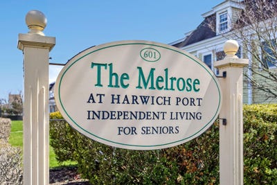/international/us/601-route-28-harwich-port-ma-110107569004/