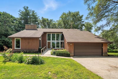 /international/us/2488-239th-street-new-hampton-ia-110100986289/?lang=zh-cn