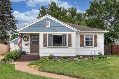 /international/us/109-e-grant-avenue-eau-claire-wi-110108569035/?lang=de