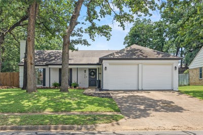 /international/us/408-thorn-wood-drive-euless-tx-110109189889/