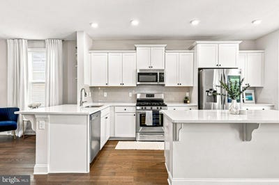 /international/us/12-sullivan-way-marlton-nj-110110105949/