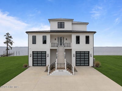 /international/us/546-s-brightleaf-drive-minnesott-beach-nc-110108576466/