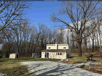 /international/us/718-east-county-road-1550-hamilton-il-110106987370/