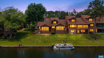 /international/us/1-marina-pt-palmyra-va-110108691652/