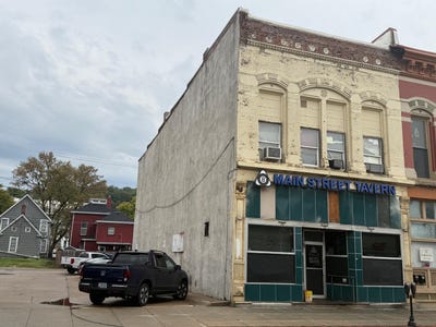 /international/us/519-s-main-street-council-bluffs-ia-110102453853/
