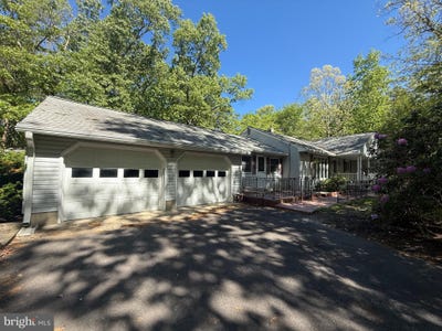 /international/us/229-oakshade-road-tabernacle-nj-110108067925/