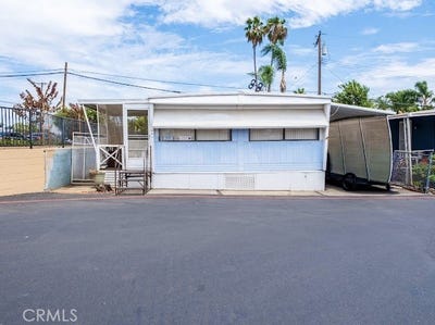 /international/us/4300-holt-boulevard-montclair-ca-110109733126/