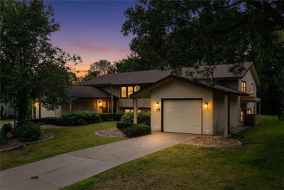 /international/us/3308-roosevelt-court-ne-saint-anthony-mn-110108574855/