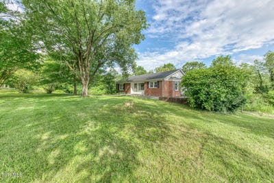 /international/us/329-old-stage-trail-bristol-tn-110108499470/
