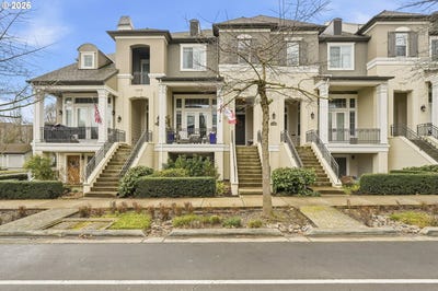 /international/us/11380-sw-barber-st-wilsonville-or-110105866323/