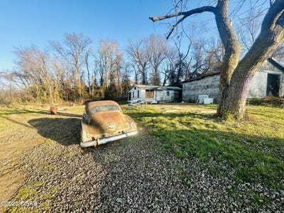 /international/us/107-n-ash-street-monett-mo-110104340252/