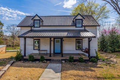/international/us/314-depot-street-campobello-sc-110107196154/