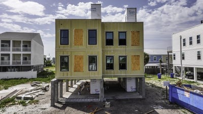 /international/us/106-s-37th-street-mexico-beach-fl-110119366330/