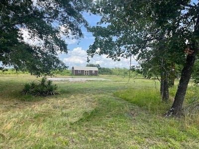 /international/us/344-county-road-1276-clarksville-tx-110096745966/
