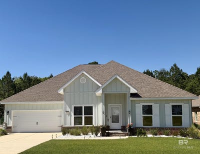 /international/us/8827-calverton-street-foley-al-110107871649/