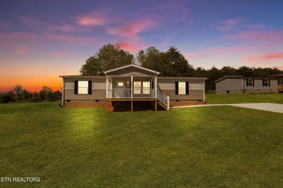 /international/us/249-county-road-784a-etowah-tn-110107503898/