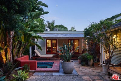/international/us/8713-rangely-ave-west-hollywood-ca-110119556649/