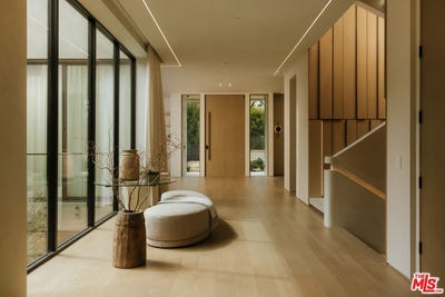 /international/us/510-n-alpine-dr-beverly-hills-ca-110108745803/