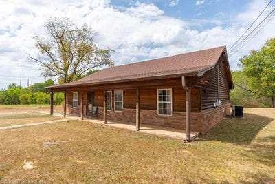 /international/us/451-hill-st-booneville-ar-110119730770/