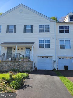 /international/us/4590-louise-saint-claire-drive-doylestown-pa-110108906123/