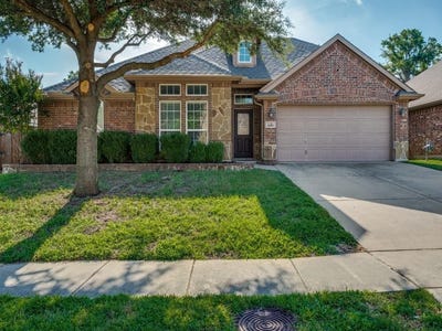 /international/us/1101-hidden-lake-drive-burleson-tx-110101126108/