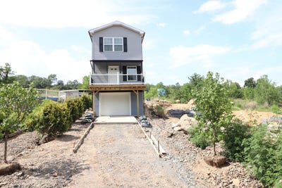 /international/us/1025-w-princeton-avenue-palmerton-pa-110100218578/