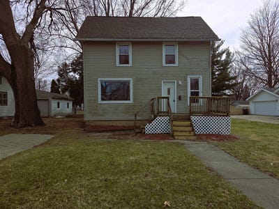 /international/us/705-8th-street-sterling-il-110106730869/