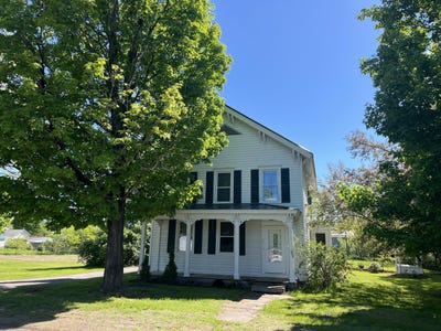 /international/us/40-church-street-keeseville-ny-110099797824/