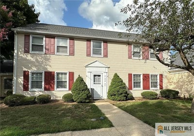 /international/us/236-marblehead-lane-jamesburg-nj-110093665982/